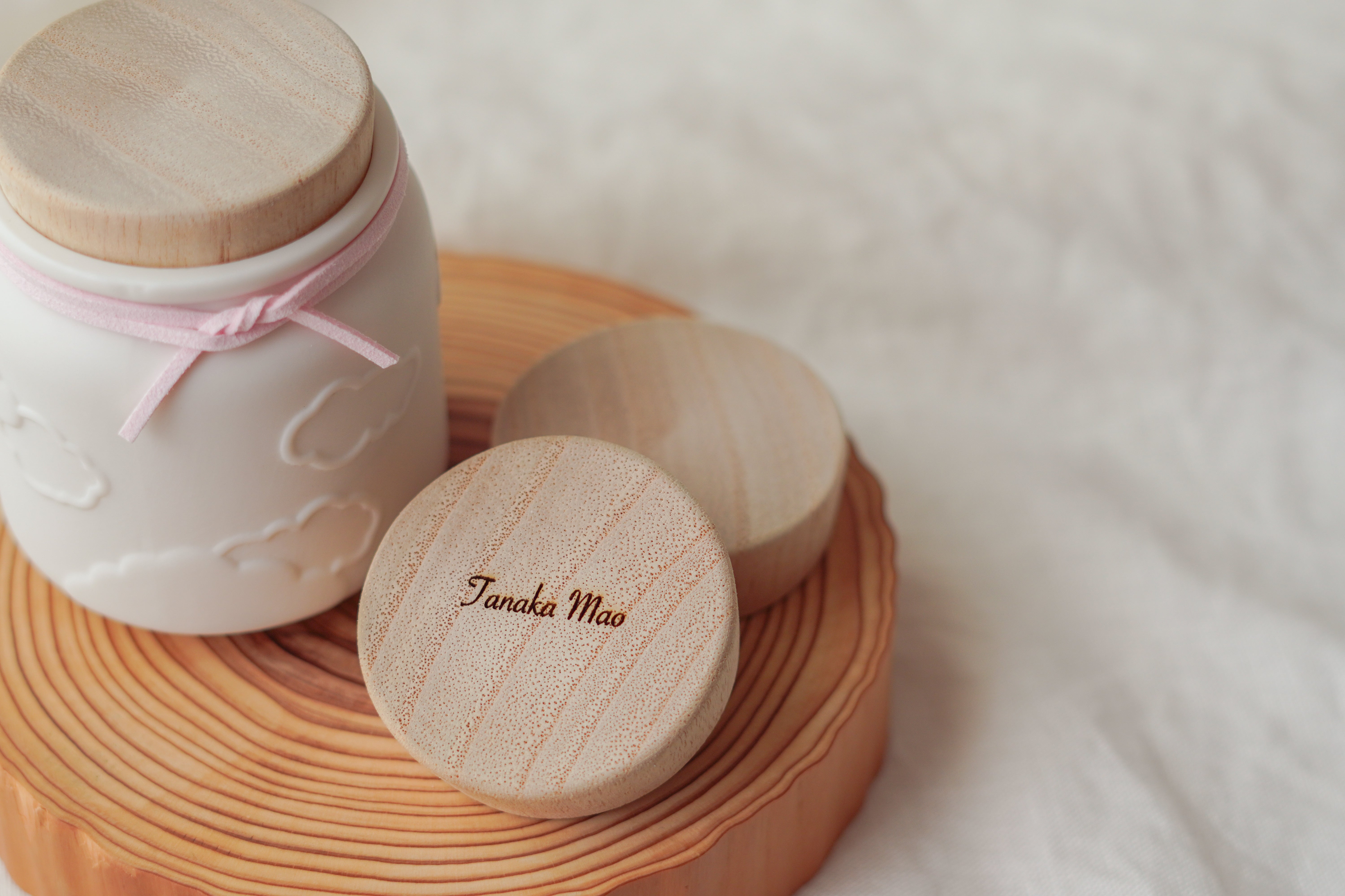 赤ちゃんの骨壷